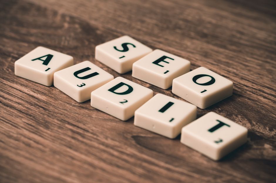 Auditoria de SEO Local: Como Diagnosticar o Perfil do Google de um Cliente em 15 Minutos e Fechar o Contrato