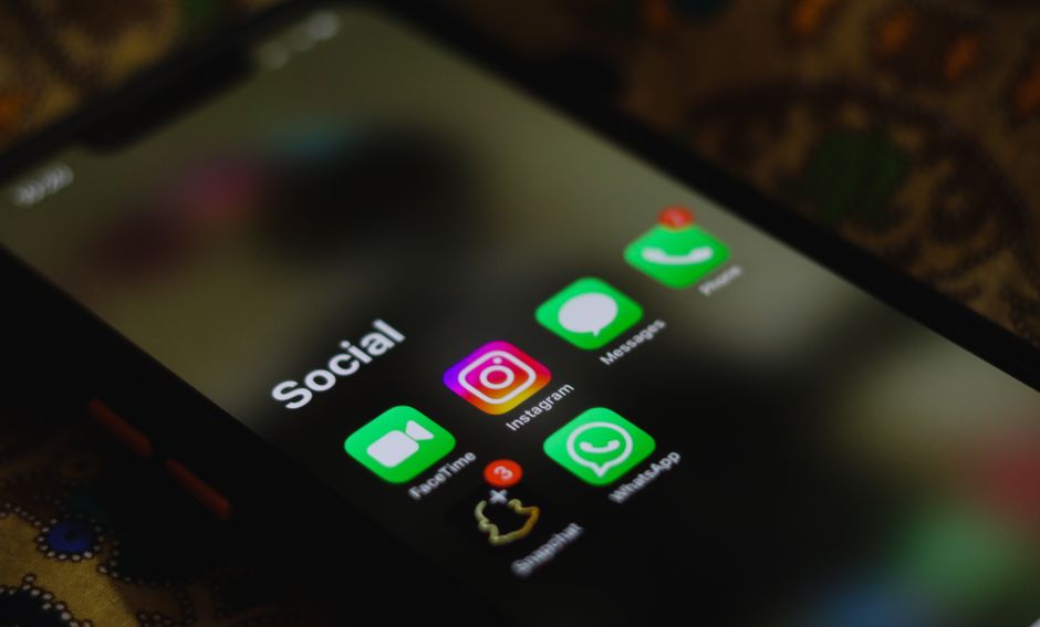 Como manter seu negócio visível online durante as eleições de 2026