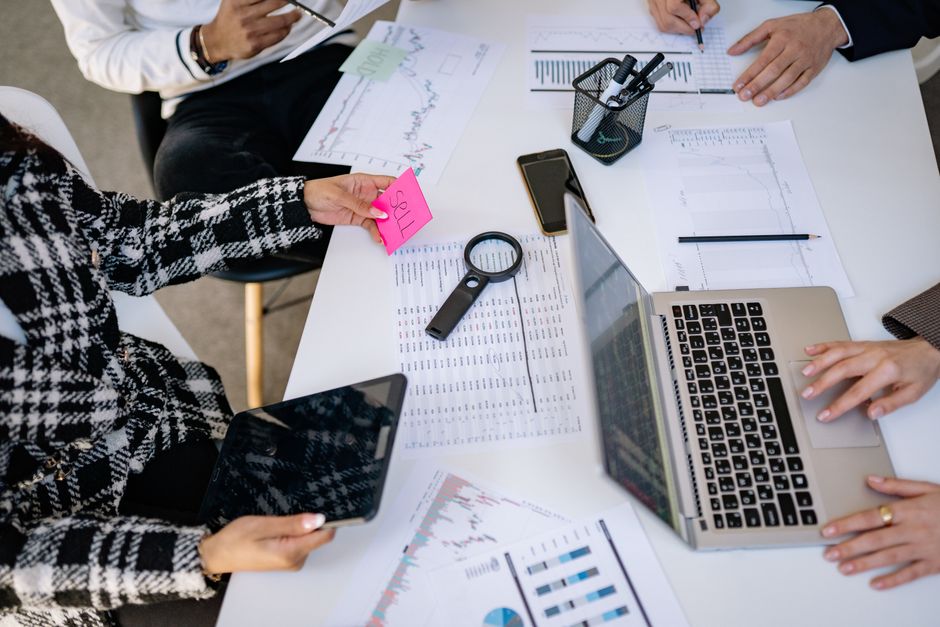 Como Dominar o AEO em 2026: Guia de SEO Local para Agências