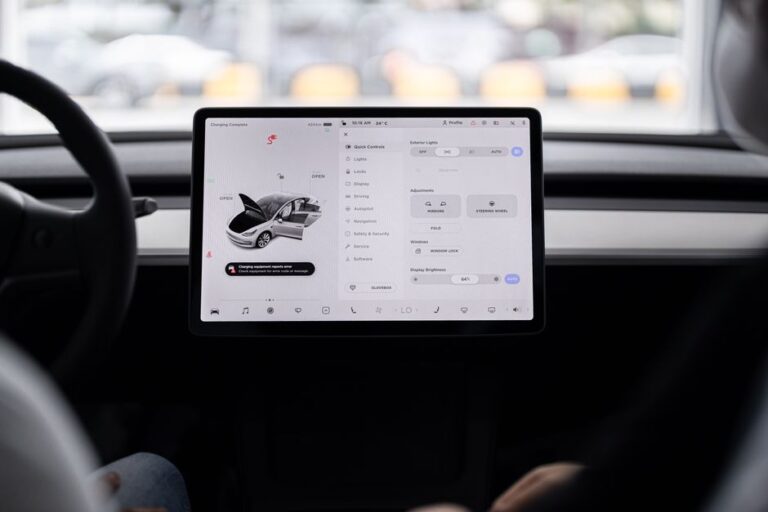 Como Integrar o CRM Kommo com o Perfil da Empresa no Google: Guia de Automação de Leads do Mapa para Agências